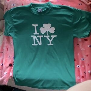 Unisex, I☘️NY T-Shirt 🎉🎉Host Pick🎉🎉Large